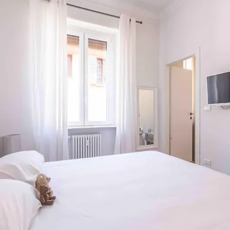 דירה Cozy House In The Heart Of